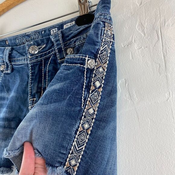 Miss Me Rhinestone Bling Mid Rise Easy Shorts Denim y2k Womens 27 Cowgirl Rodeo - Picture 2 of 9